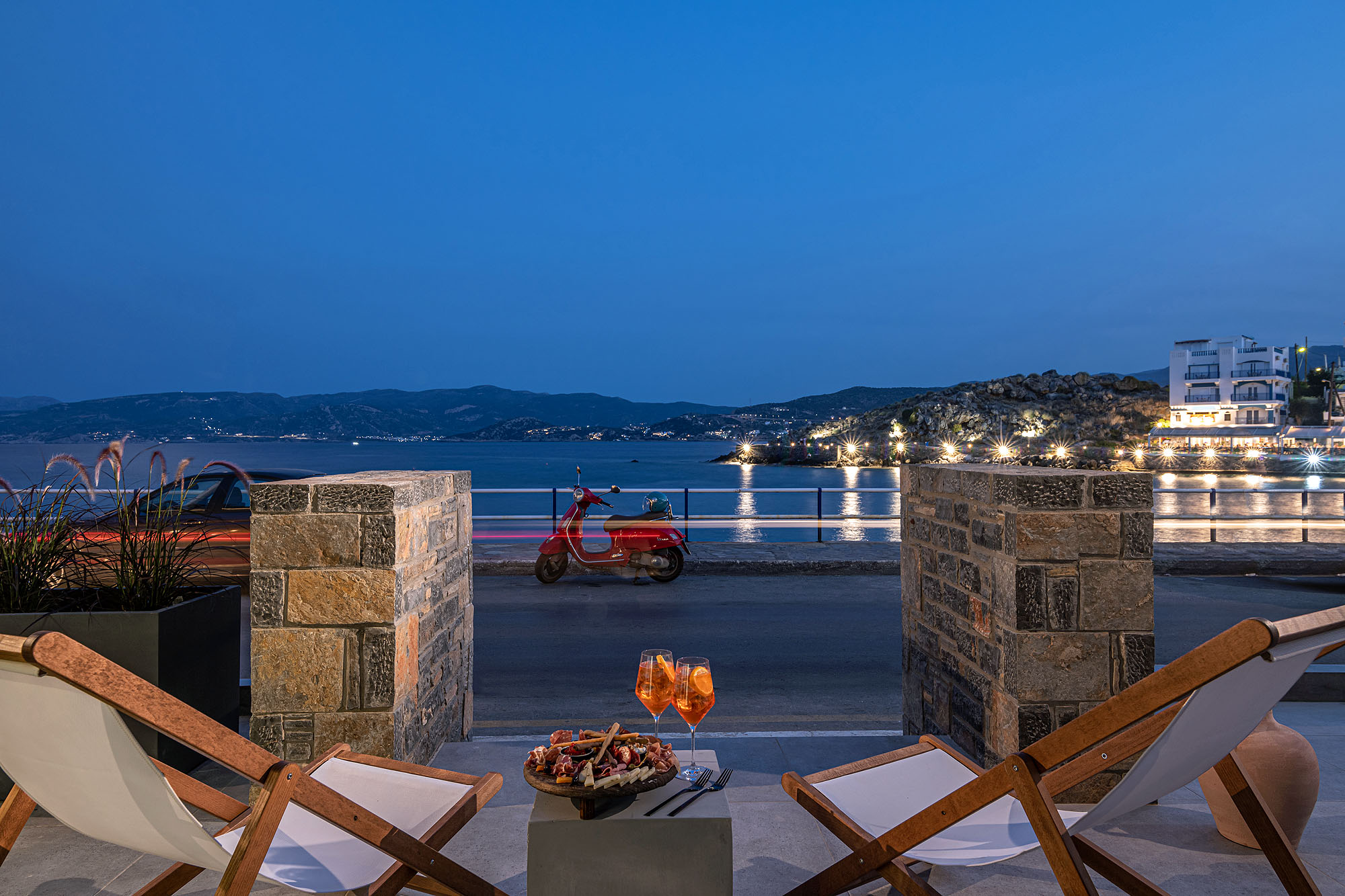 salty sea suites