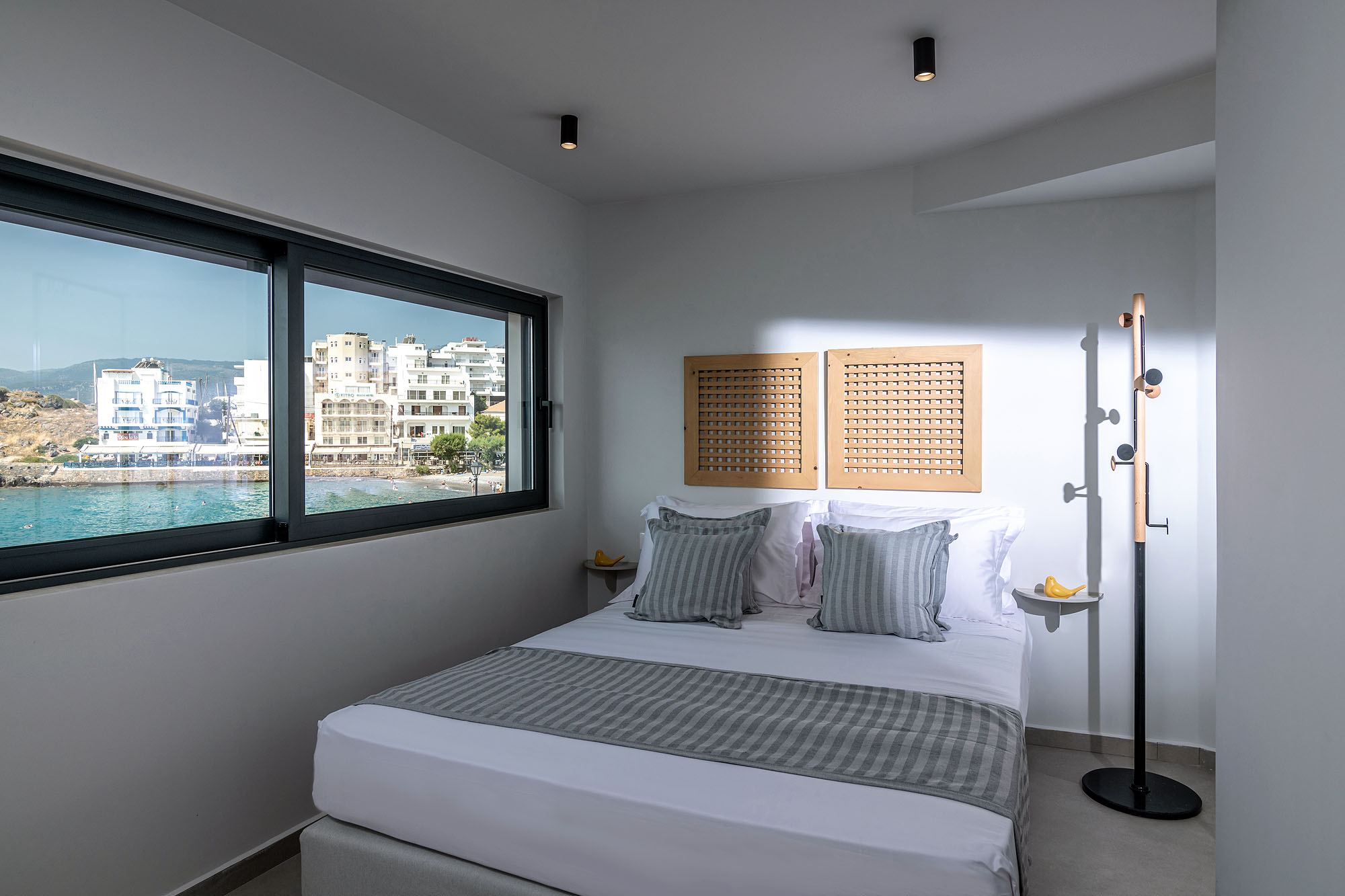 salty sea suites
