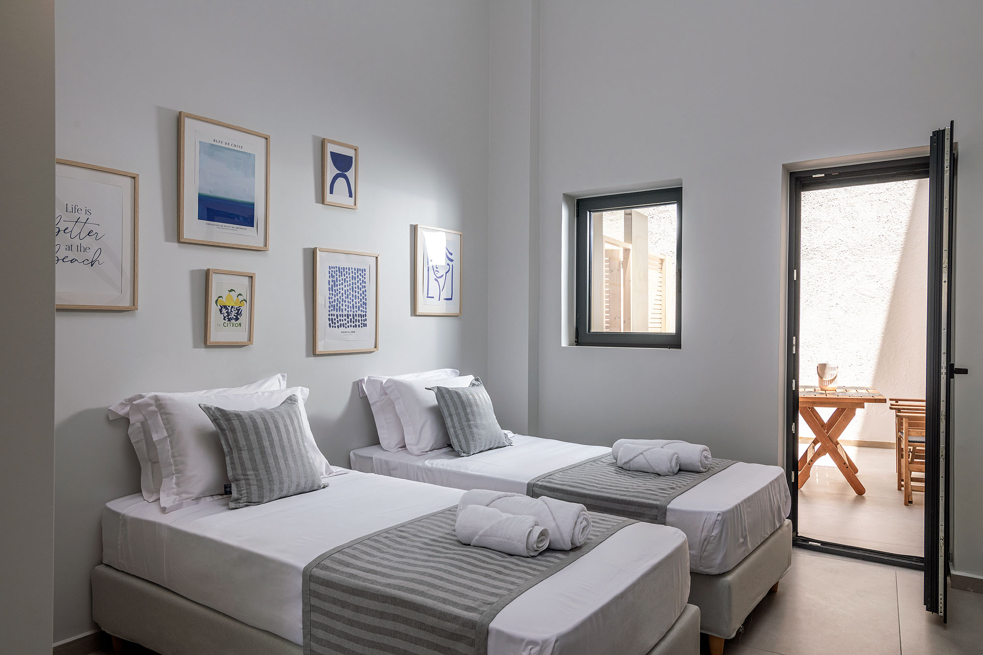 salty sea suites